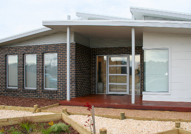 Modern, stylish Carinya residential windows & doors
